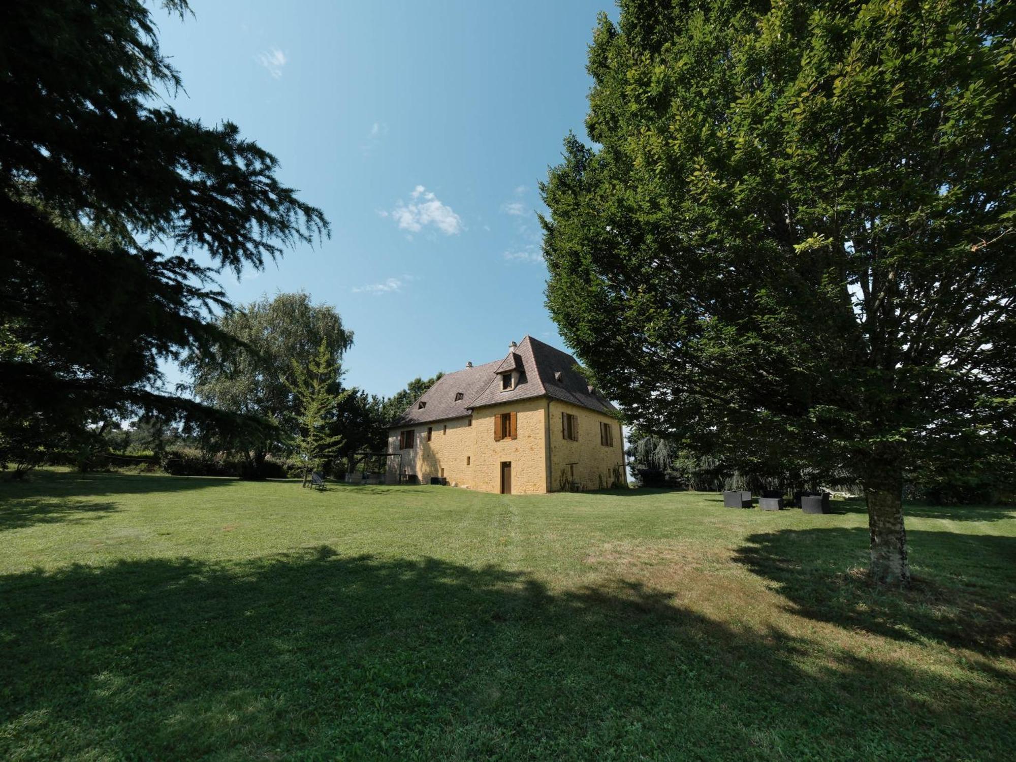 Grande Maison En Perigord A 10 Mn De Sarlat Marquay Екстериор снимка